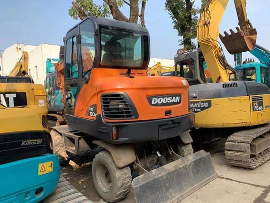 中古ドーサンDX60W車輪掘削機 状態良好/中古ドーサンミニ車輪掘削機 販売中