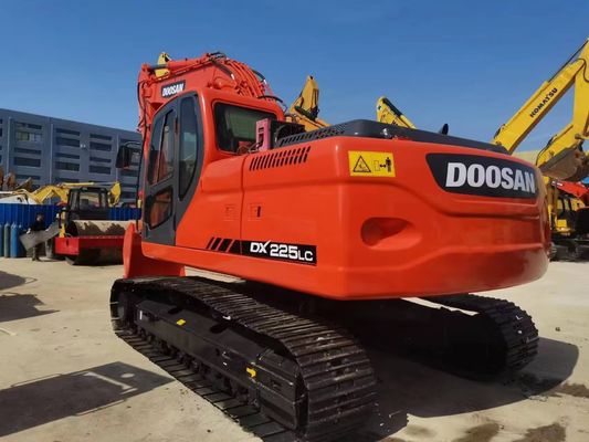 韓国のオリジナル 中古ミニ掘削機 ドーサンDX225LC 中古ドーサン掘削機