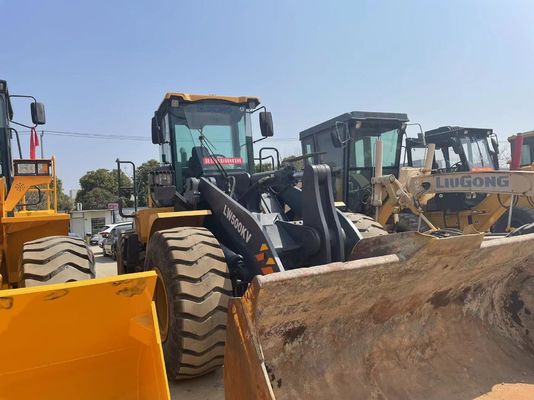2022年 XCMG LW500KV 中古車輪積載機 5トンの建設現場