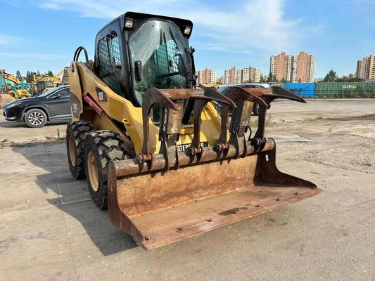 CAT 246C オリジナルカラー 使用済み スキッドステアローダー 安全性・正確性 状態良好