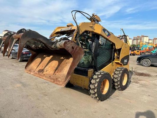 CAT 246C オリジナルカラー 使用済み スキッドステアローダー 安全性・正確性 状態良好