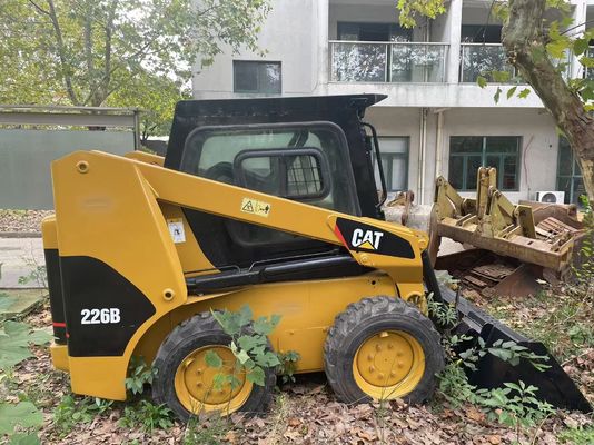 効率的な操作 使用済み CAT 226B スキッドステアローダー オートマティック アメリカ