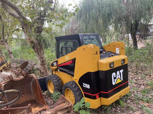 効率的な操作 使用済み CAT 226B スキッドステアローダー オートマティック アメリカ
