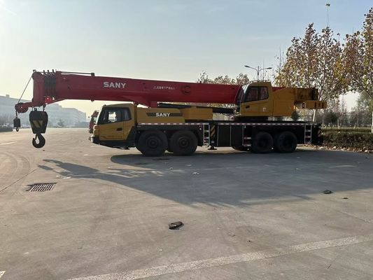2021年 中古 Sany STC800E5 80トンのトラッククレーン 状態良好
