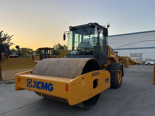 中古 XCMG XS223J シングルドラムコンパクター 操作簡単 状態良好