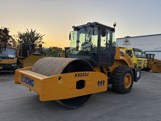 中古 XCMG XS223J シングルドラムコンパクター 操作簡単 状態良好